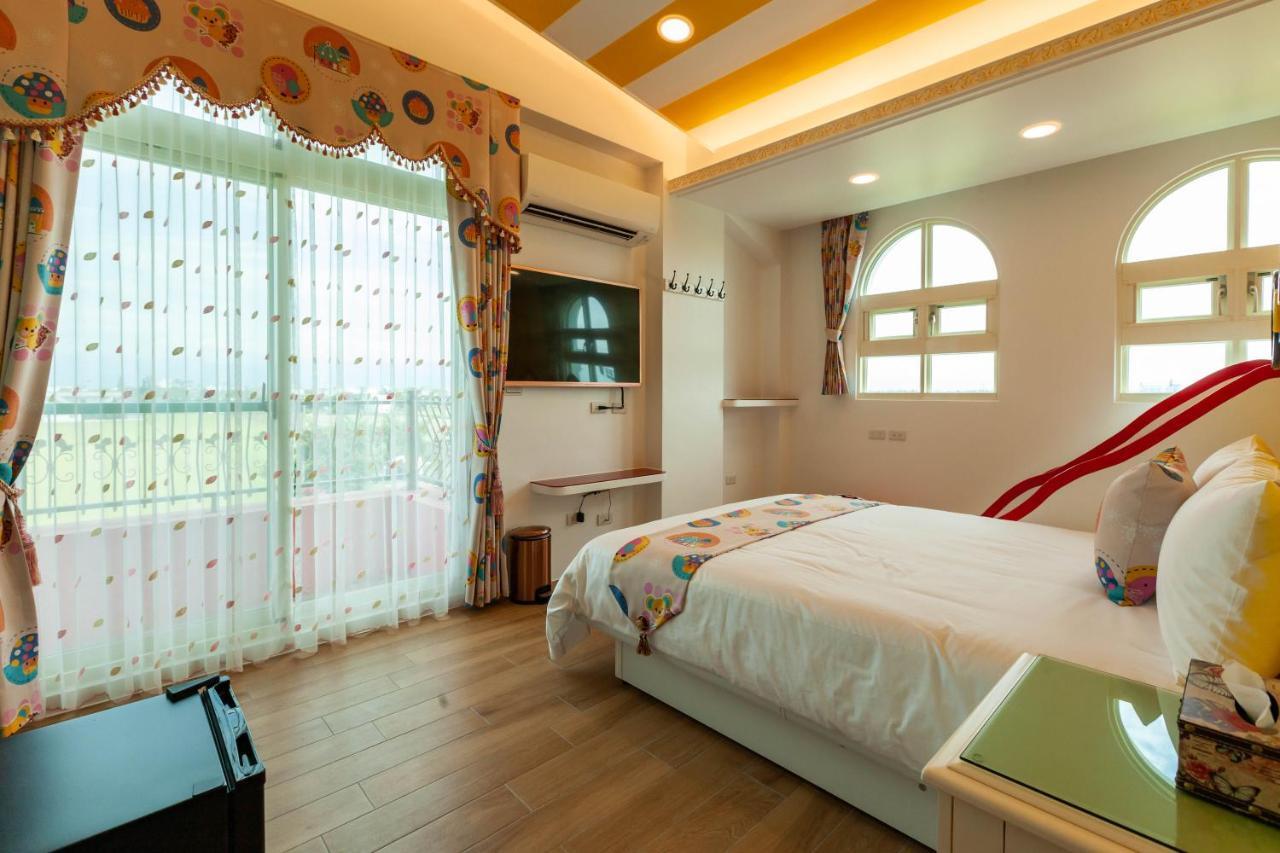 Michelin Castle - Yilan Homestay Wujie Extérieur photo